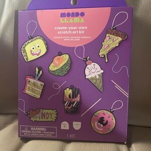 Mondo Llama Scratch Art Kit New Sealed Diy Fun Project Artistic Creative Fun